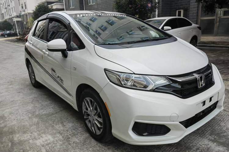Used Honda Fit 2018 1.5L CVT Comfort Sunroof Version