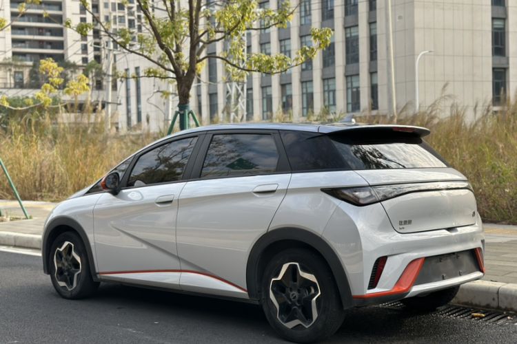 Used BYD Dolphin 2021 405 km Fashion Edition
