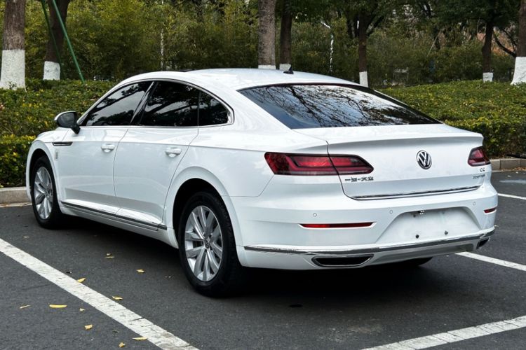 Used Volkswagen FAW-Volkswagen CC 2019 330TSI Huayan Edition China VI
