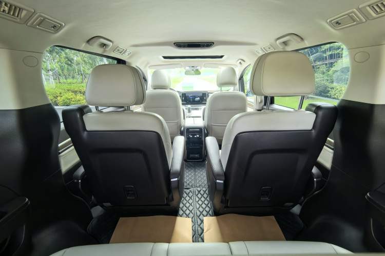 Used GAC Trumpchi M8 2023 Lingxiu Series 390T Luxury Edition
