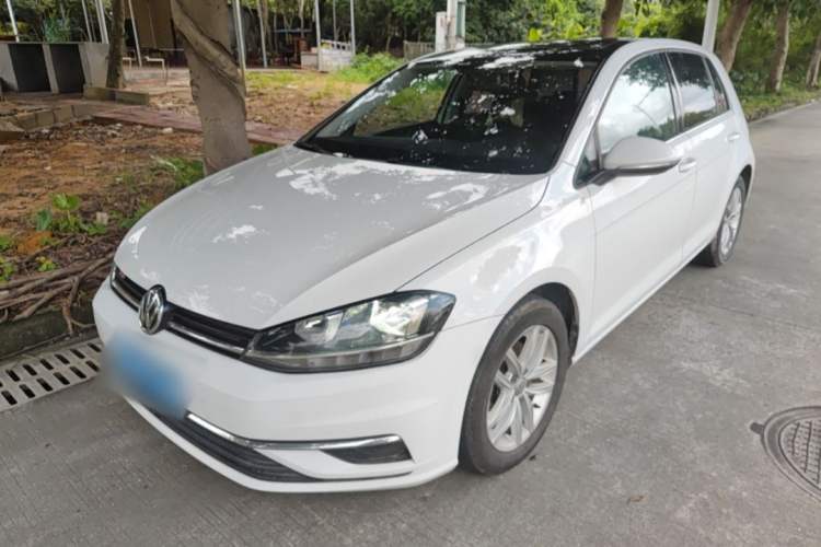 Used Volkswagen Golf 2018 230TSI Automatic Comfort Model
