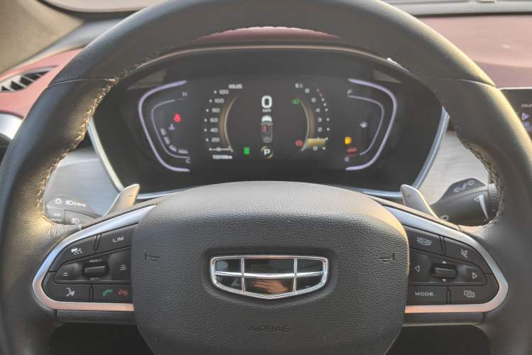 Used Geely Auto Coolray 2019 Sport Model 260T DCT Battle China V Standard
