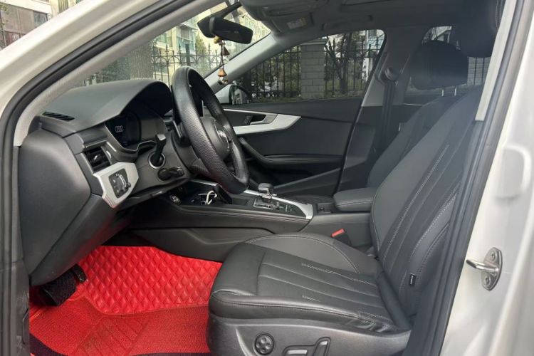 Used Audi A4L 2020 40 TFSI Fashionable and Elegant Model