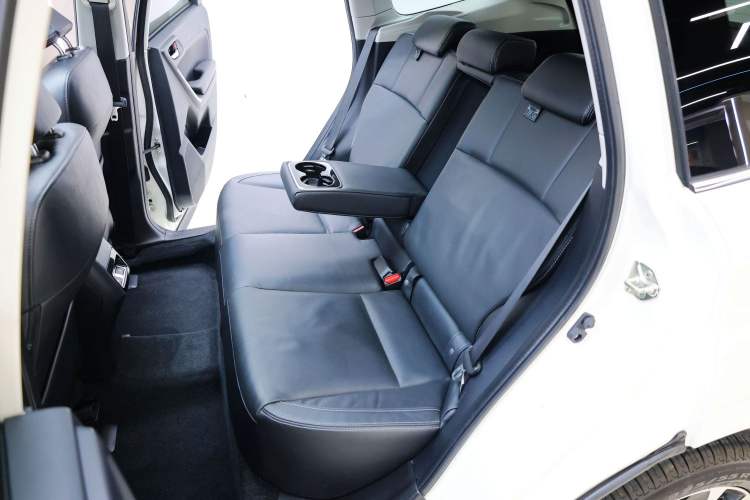 Used Subaru Forester 2018 2.5i Luxury Navigation Edition with EyeSight
