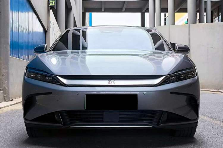 Used BYD Han 2023 EV Champion Edition 605KM Front-Drive Premium Model
