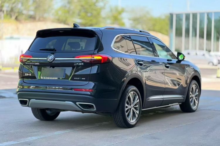 Used Buick Envision 2022 Encore Plus 652T Five-Seat All-Wheel-Drive Luxury Model
