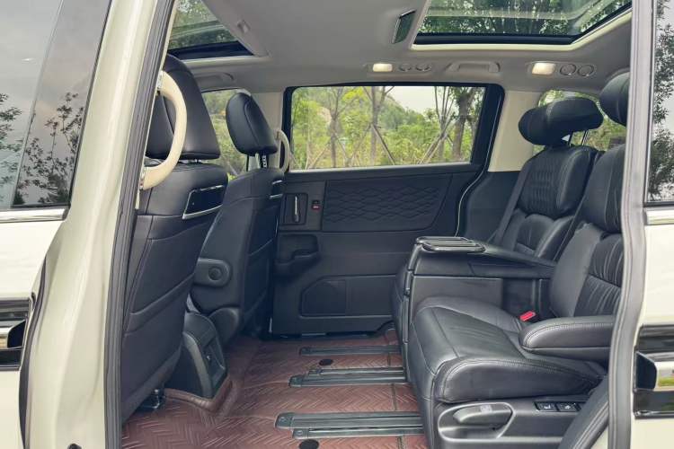 Used Honda Elysion 2022 2.0L eHEV Luxury First Edition
