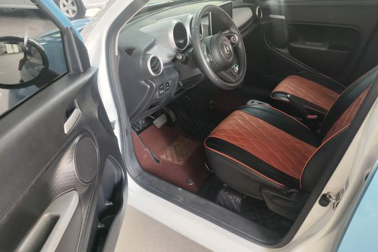 Used ORA Black Cat 2021 301 km Basic Version
