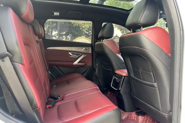 Used JETOUR X70 PLUS 2021 1.6T DCT 7-Seater
