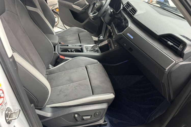 Used Audi Q3 2022 40 TFSI Fashion Dynamic Model
