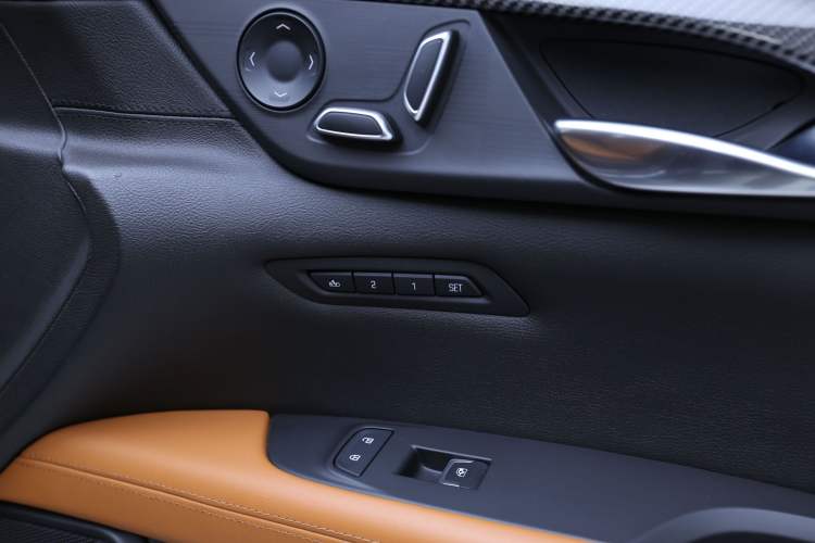 Used Cadillac CT6 PLUG-IN 2017 30E Premier Edition