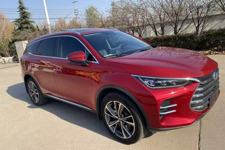 Used BYD Tang New Energy 2018 DM 2.0T All-Wheel Drive Smart Connectivity Luxury Model 7 Seats China V Emission Standard