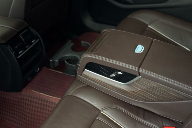 Used BMW 5 Series 2018 Revised Version 530Li Leading Edition Luxury Package
