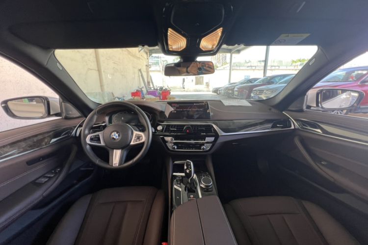 Used BMW 5 Series 2020 525Li M Sport Package