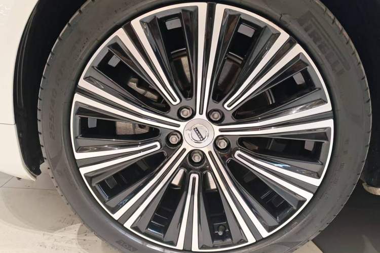 Used Volvo S90 2022 B5 Zhiya Luxury Edition
