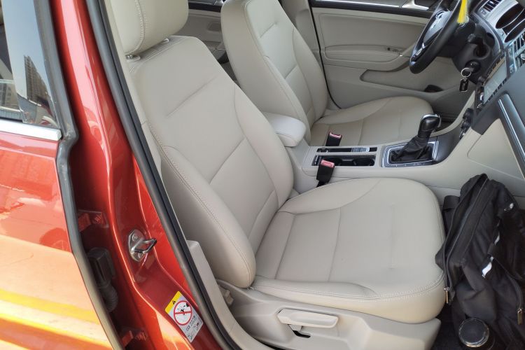 Used Volkswagen Golf 2014 1.4TSI Automatic Comfort Model
