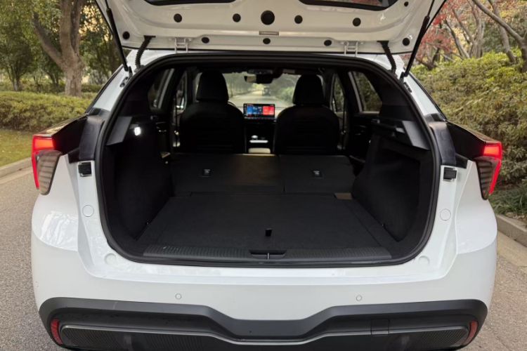 Used MG 4 EV 2023 415 km Range Sea-Faring Champion Edition