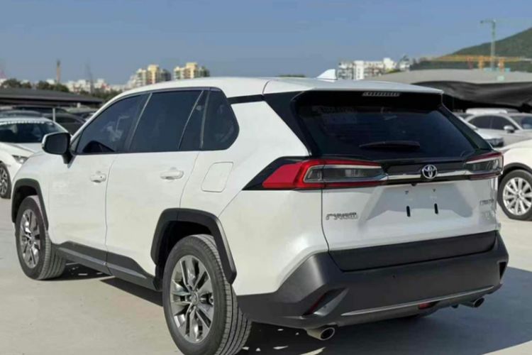 Used Toyota Wildlander 2022 2.0L CVT Two-Wheel Drive Luxury PLUS Edition
