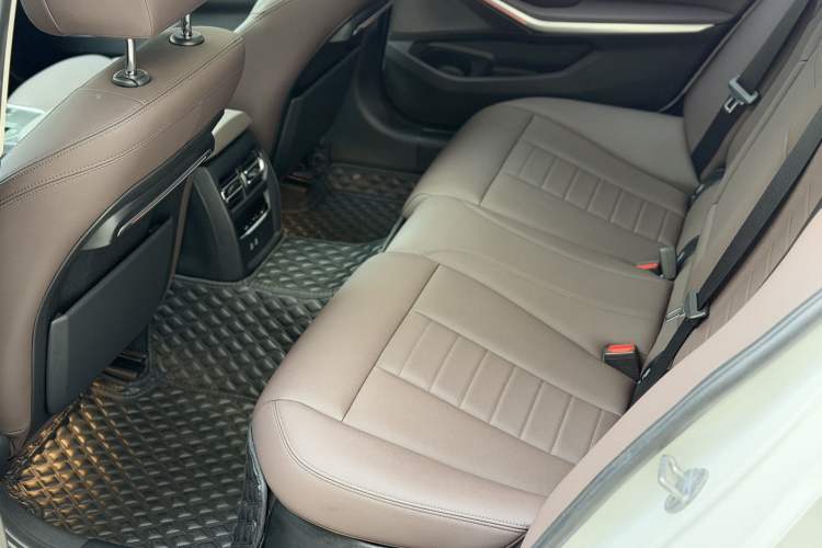 Used BMW 3 Series 2021 Restyled 325Li M Sport Package
