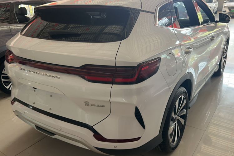 Used BYD Song PLUS New Energy 2023 Champion Edition DM-i 110KM Flagship Model
