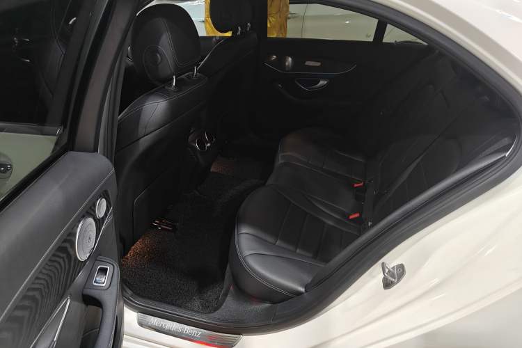 Used Mercedes-Benz C-Class 2017 Restyled C 180 L Fashion Edition Sport Version