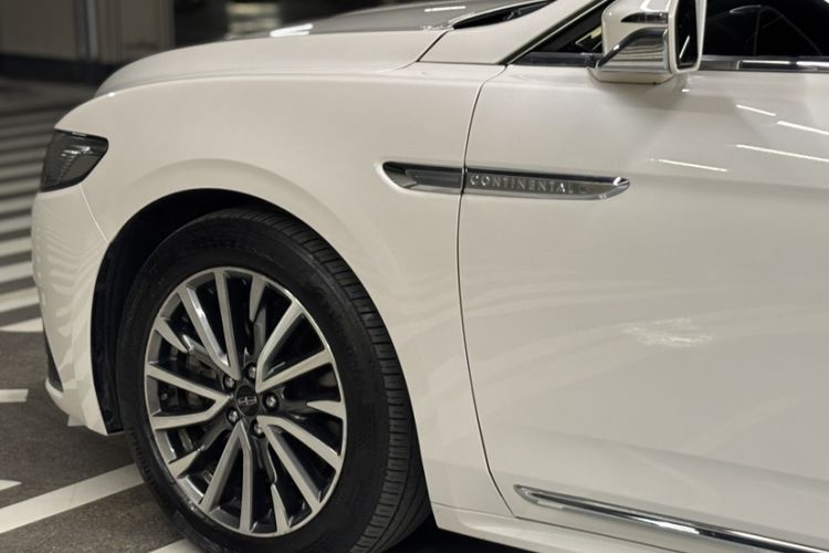 Used Lincoln Continental 2017 2.0T Two-Wheel-Drive Luxury Edition
