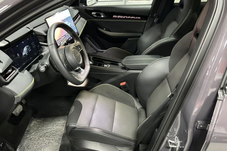 Used Lynk & Co 03 2025 1.5TD DCT Champion Edition Pro
