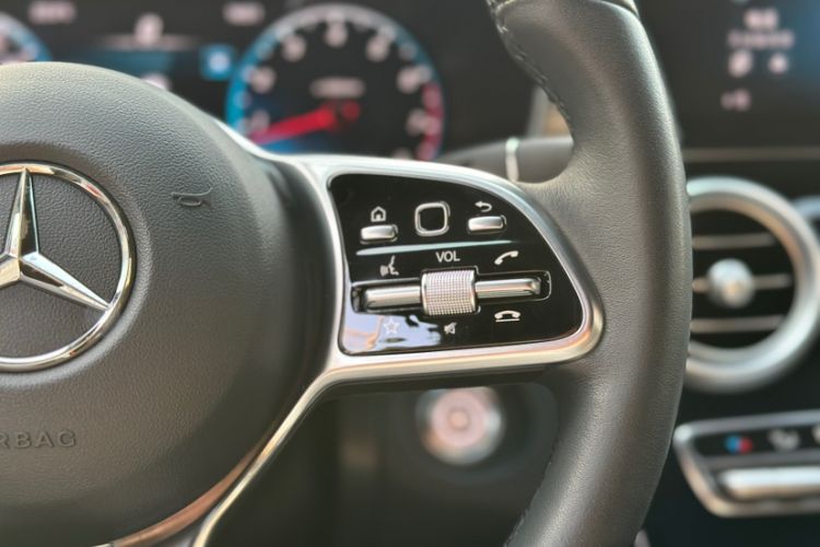 Used Mercedes-Benz GLC 2020 Facelifted GLC 260 L 4MATIC Dynamic Edition
