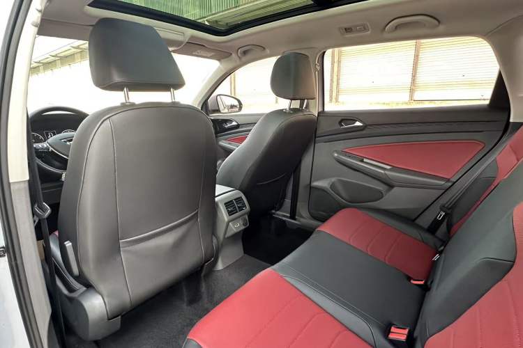 Used Jetta VS7 2020 1.4T Automatic Glory Edition
