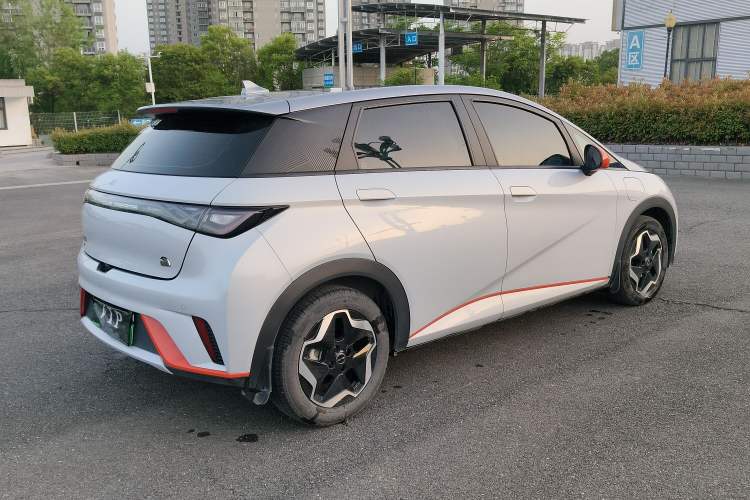 Used BYD Dolphin 2021 405 km Fashion Edition
