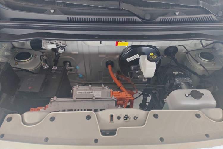 Used Wuling Hongguang MINIEV 2025 Four-Door Version Advanced Edition
