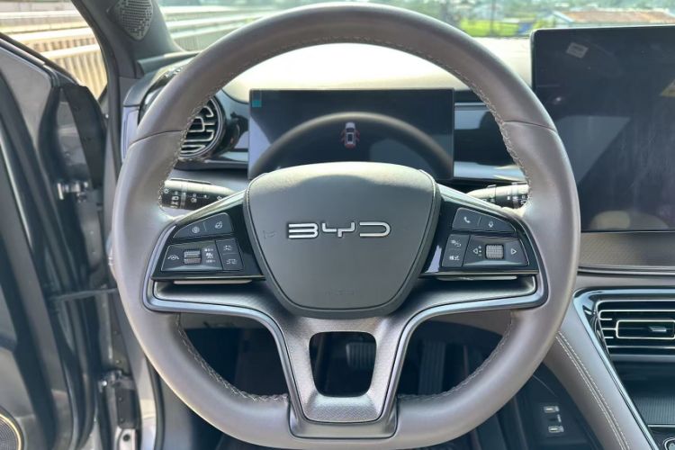 Used BYD Frigate 07 2023 DM-i 100KM Prestige Model
