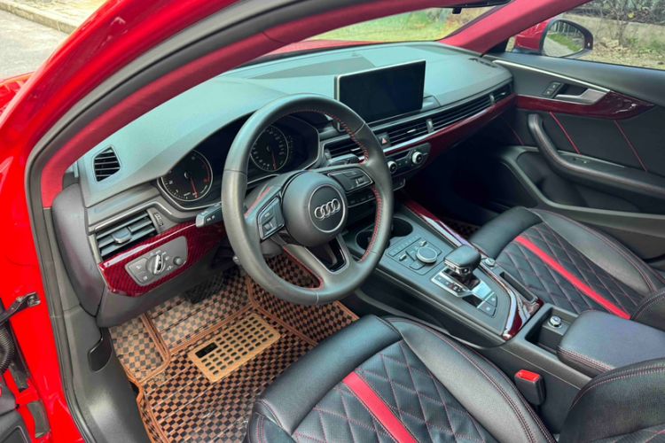 Used Audi A4L 2017 40 TFSI Ambition Edition
