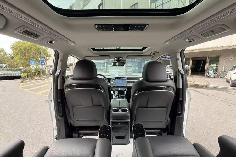 Used GAC Trumpchi M8 2024 Master Series 400T Ultimate Edition
