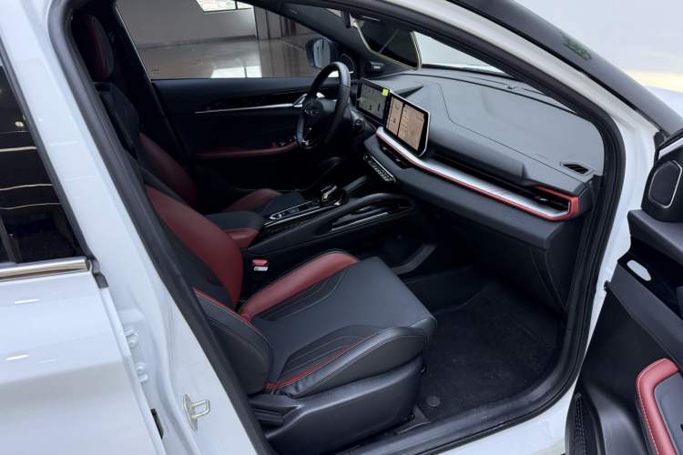 Used Geely Auto Coolray 2022 Bin Yue COOL 1.5TD DCT Battle Edition
