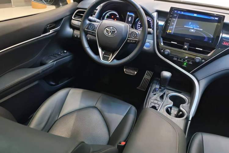 Used Toyota Camry 2021 Dual-Motor 2.5 HGVP Leading Edition