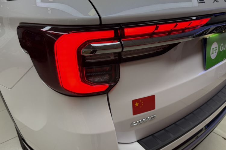 Used Ford Explorer 2024 2.3T EcoBoost All-Wheel Drive Stylish Plus Version 7 Seats