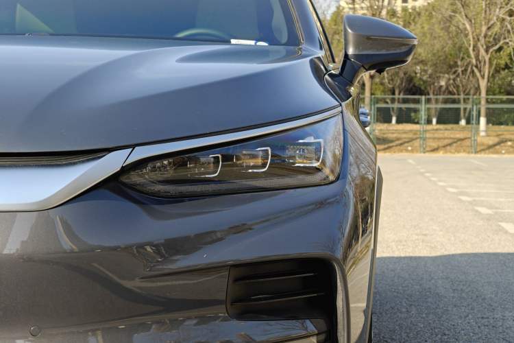 Used BYD Tang New Energy 2022 EV 600KM Luxury Model
