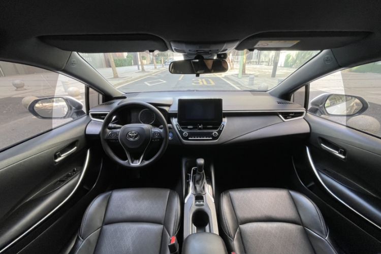 Used Toyota Levin 2022 Dual-Motor 1.8H E-CVT Leading Edition
