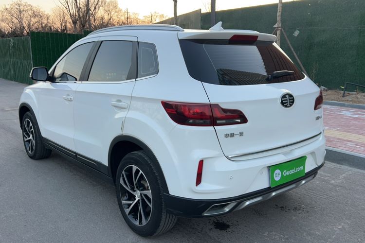Used Bestune X40 2019 1.6L Automatic Luxury Edition China VI
