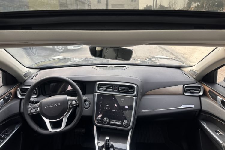 Used Lynk & Co 01 2019 2.0T Two-Wheel-Drive Pro Version China VI Standard