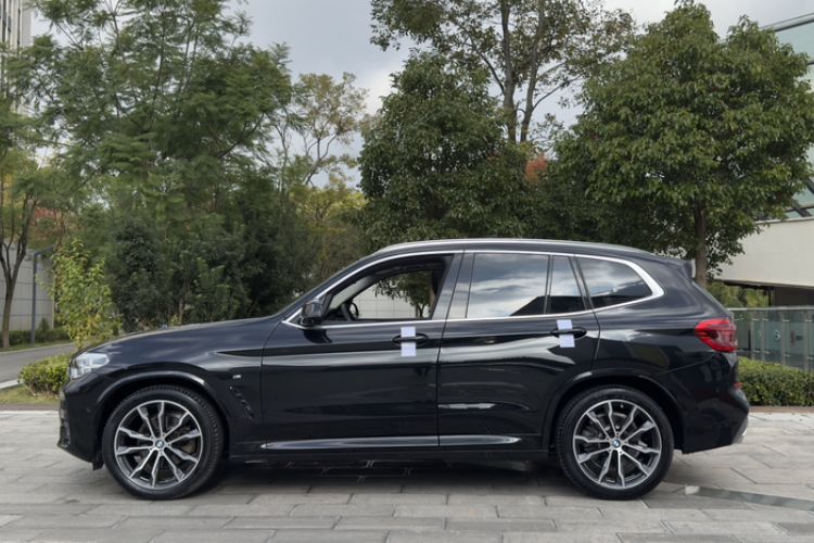 Used BMW X3 2020 xDrive30i Luxury Model with M Sport Package
