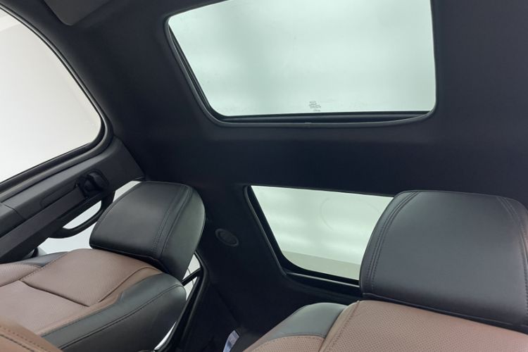 Used Ford Explorer 2013 3.5L Deluxe Model
