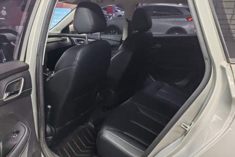 Used Roewe Ei5 2018 Internet Luxury Edition
