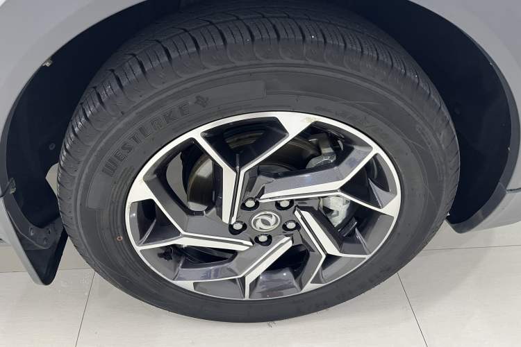 Used Dongfeng Aeolus AX7 2020 1.6T Automatic AI Pioneer Model China VI Standard
