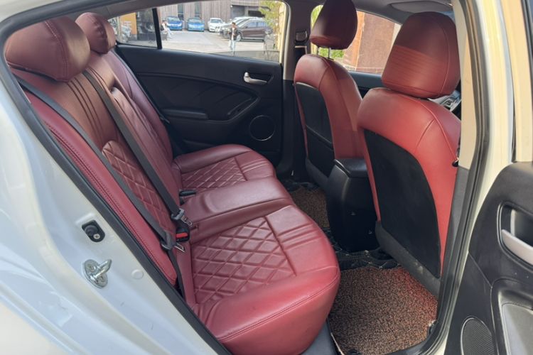 Used Kia K3 2016 1.6L Automatic GLS
