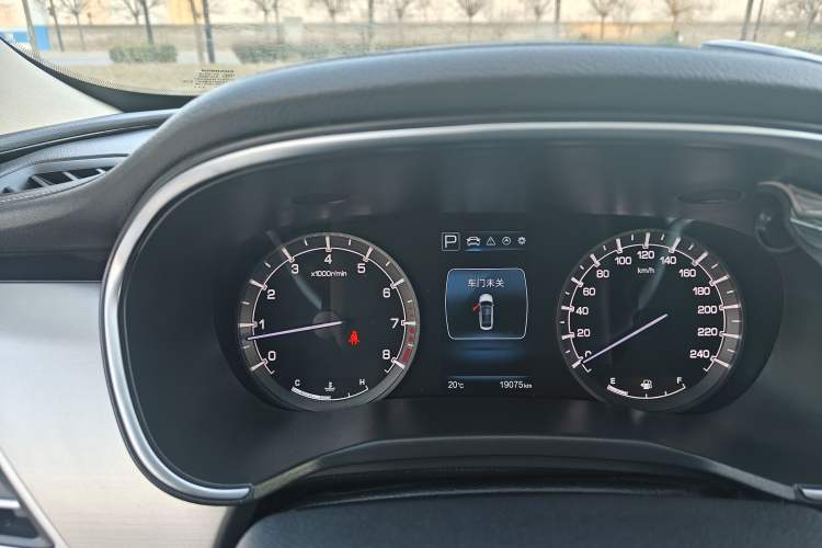 Used Changan Raeton CC 2019 1.5T Automatic Haoya Edition Guangmang Model China VI Standard