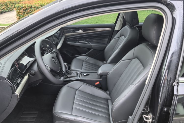 Used Volkswagen Passat 2019 280TSI Business Edition China VI
