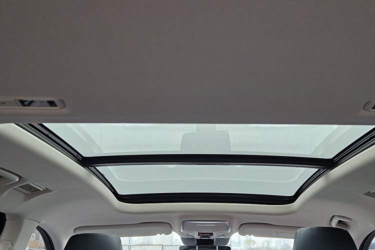 Used Hongqi HS7 PHEV 2024 2.0T PHEV Four-Wheel Drive Flagship Edition 7 Seats