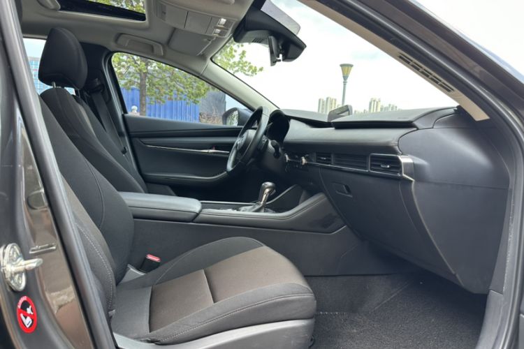 Used Mazda Mazda 3 Axela 2021 2.0L Automatic ZhiXuan Edition
